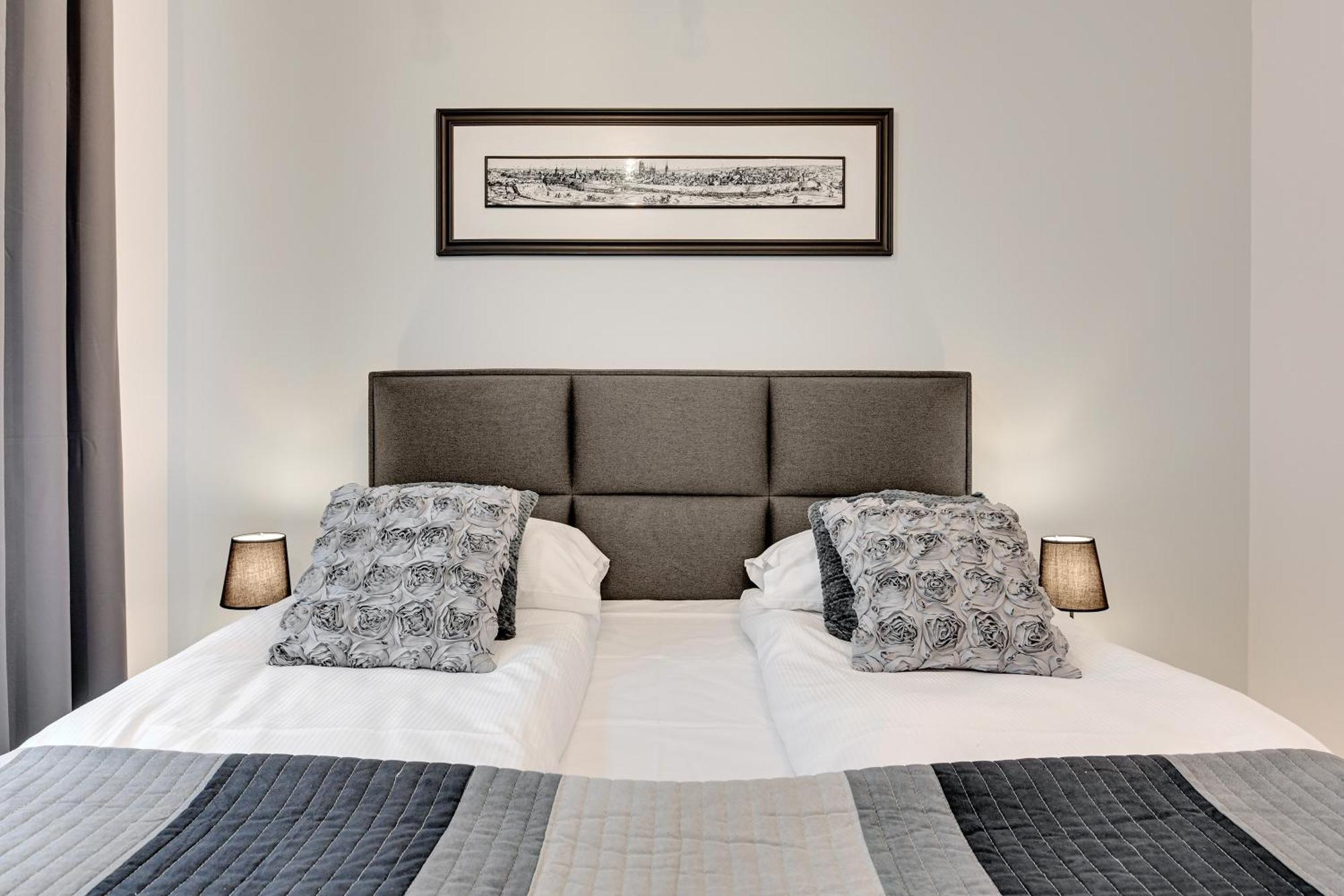 Apartmate- Heart Of Oldtown Apartment- Sauna & Security Huoneisto *